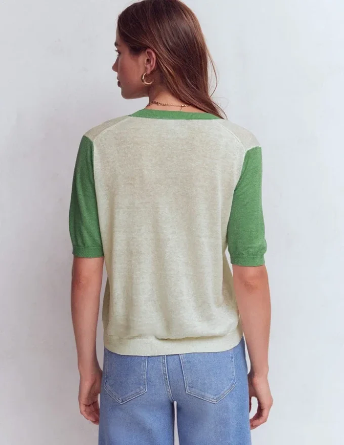 Agnes Linen V Neck T-Shirt Ivory/ Green Agnes Linen V Neck T-Shirt Ivory/ Green