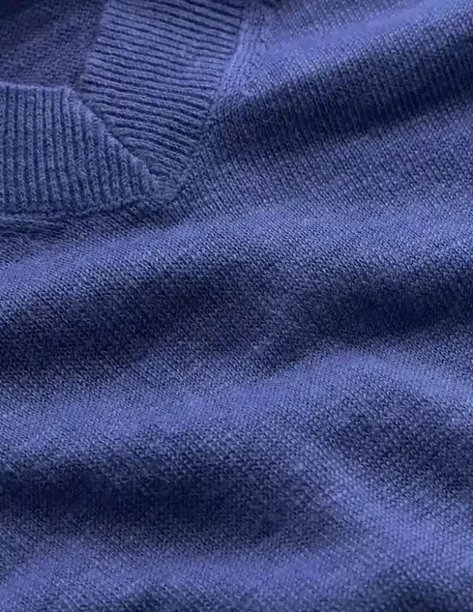 Agnes Linen V Neck T-Shirt Solid Blue Agnes Linen V Neck T-Shirt Solid Blue