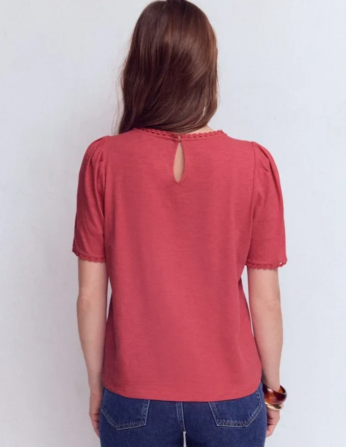 Ali Trim T-shirt Hollyberry Ali Trim T-shirt Hollyberry
