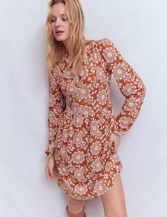 Amy Short Jersey Dress Brown, Decorative Blossom Amy Short Jersey Dress Brown, Decorative Blossom