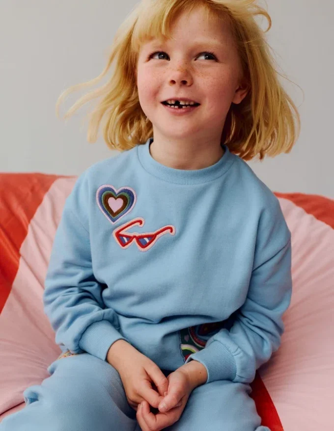 Bobbie Appliqué Sweatshirt Glacier Lake Badges Bobbie Appliqué Sweatshirt Glacier Lake Badges