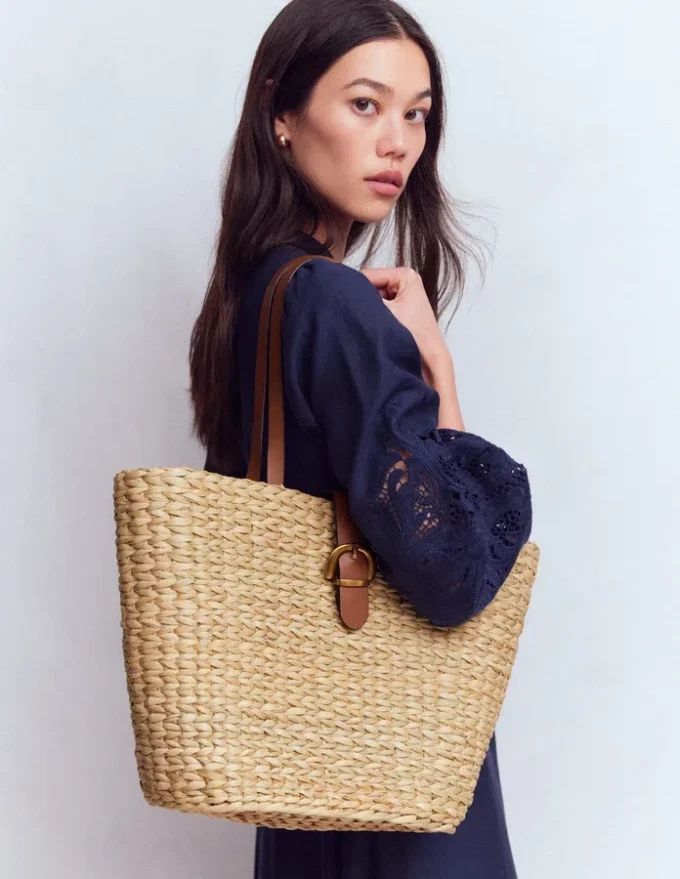 Buckle Tote Natural Raffia Buckle Tote Natural Raffia