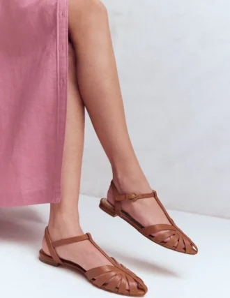 Caged Flat Sandal Tan