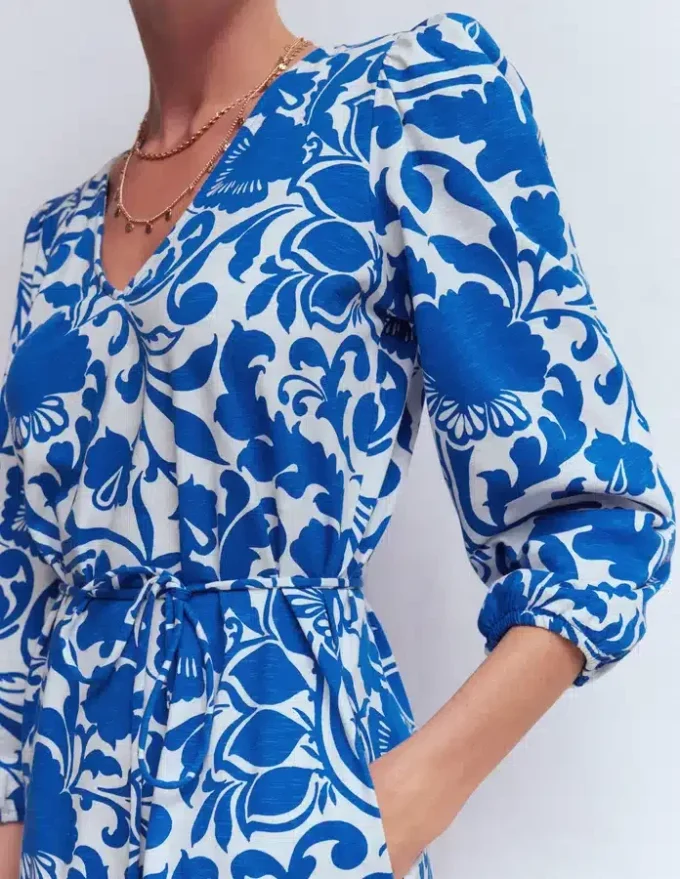 Cary V-Neck Jersey Dress Blue, Flourishing Meadow Cary V-Neck Jersey Dress Blue, Flourishing Meadow