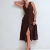 Catherine Button Linen Dress Bitter Chocolate Catherine Button Linen Dress Bitter Chocolate