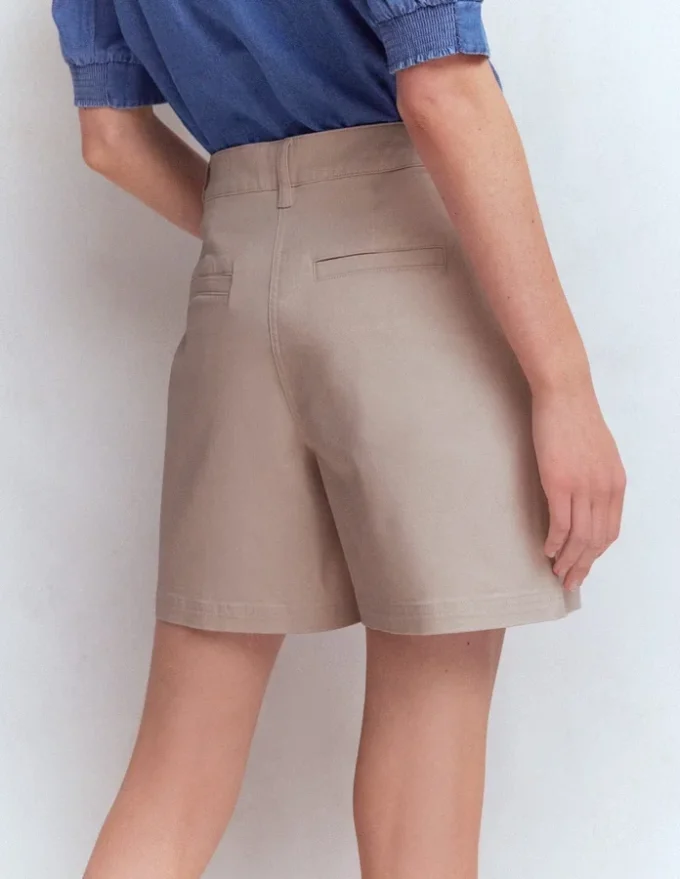 Chino Shorts Almond Milk