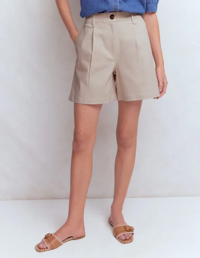 Chino Shorts Almond Milk