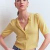 Cropped Cashmere Cardigan Sandstone Yellow Cropped Cashmere Cardigan Sandstone Yellow