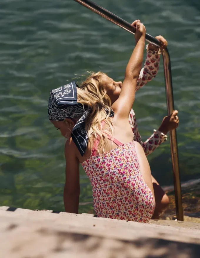 Cross-Back Printed Swimsuit Papyrus Ditsy Floral