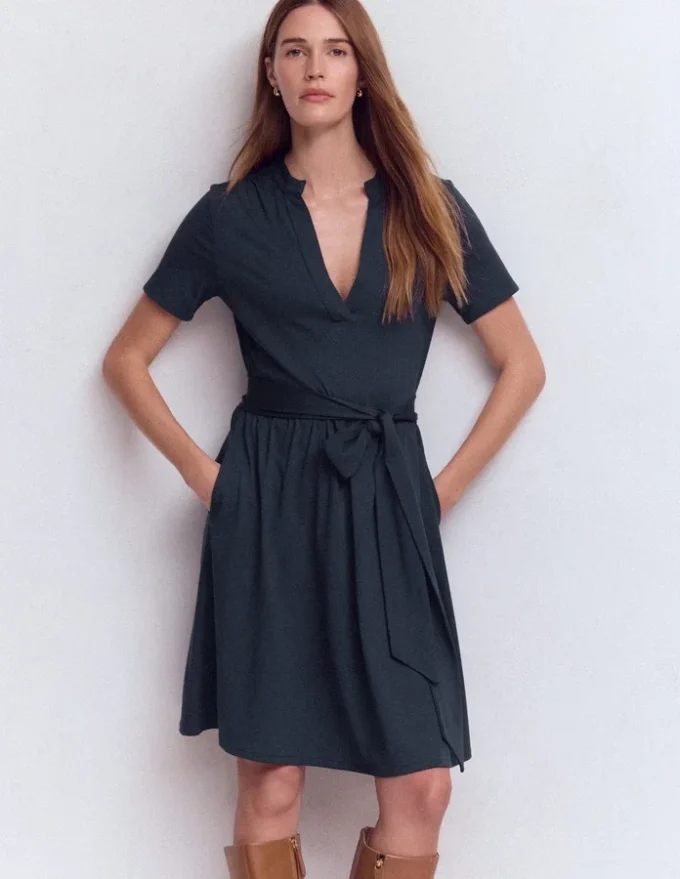 Daisy Flippy Jersey Dress Navy Daisy Flippy Jersey Dress Navy