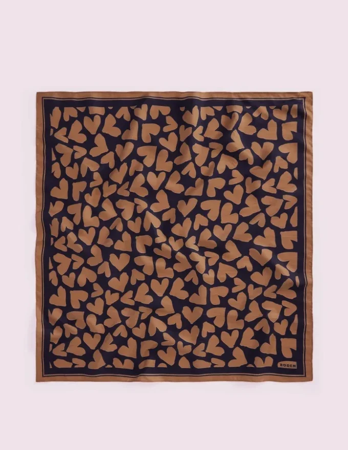 Elisabeth Silk Square Scarf Heart Scatter Elisabeth Silk Square Scarf Heart Scatter