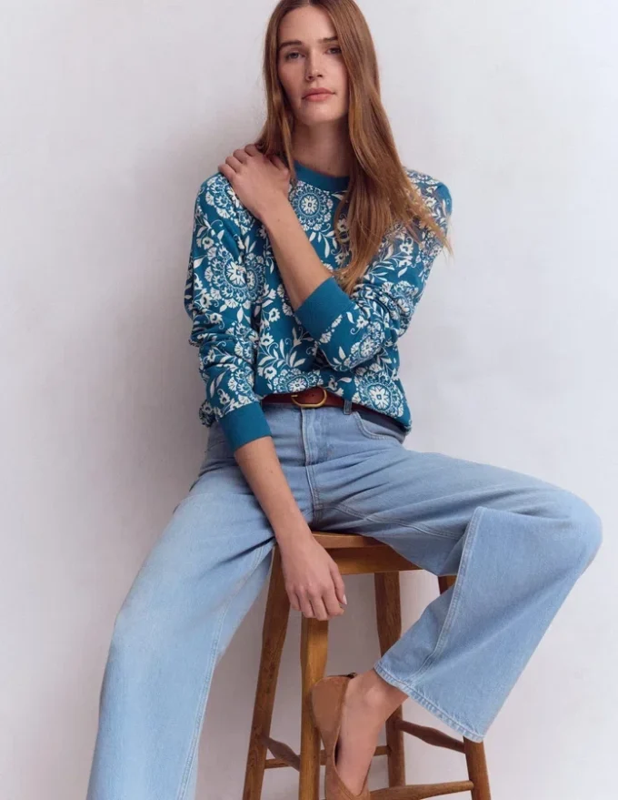 Emi Printed Sweatshirt Decorative Blossom Emi Printed Sweatshirt Decorative Blossom