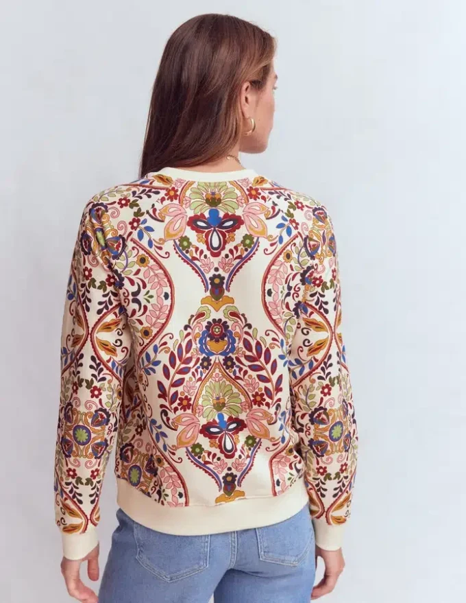 Emi Printed Sweatshirt Multi, Enchanted Gardenia Emi Printed Sweatshirt Multi, Enchanted Gardenia