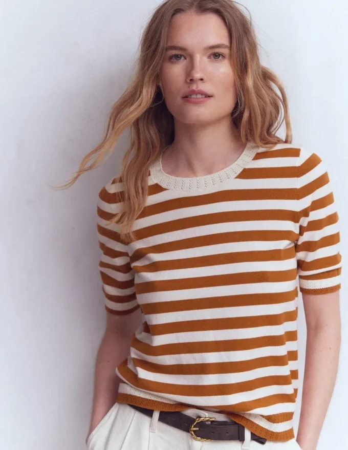 Emilia Cotton Crew T-shirt Cognac/ Warm Ivory Emilia Cotton Crew T-shirt Cognac/ Warm Ivory