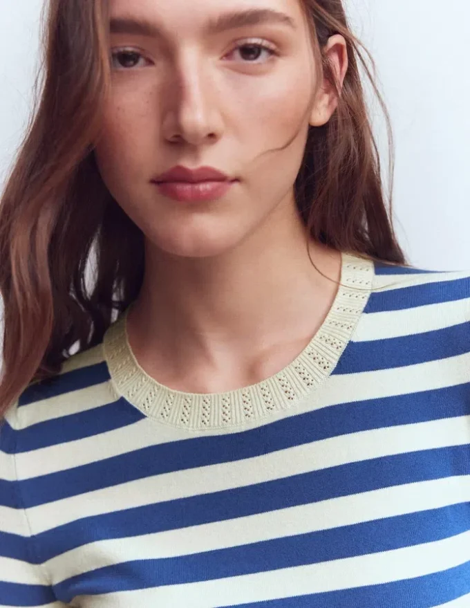 Emilia Cotton Crew T-shirt Denim Blue/ Warm Ivory Emilia Cotton Crew T-shirt Denim Blue/ Warm Ivory