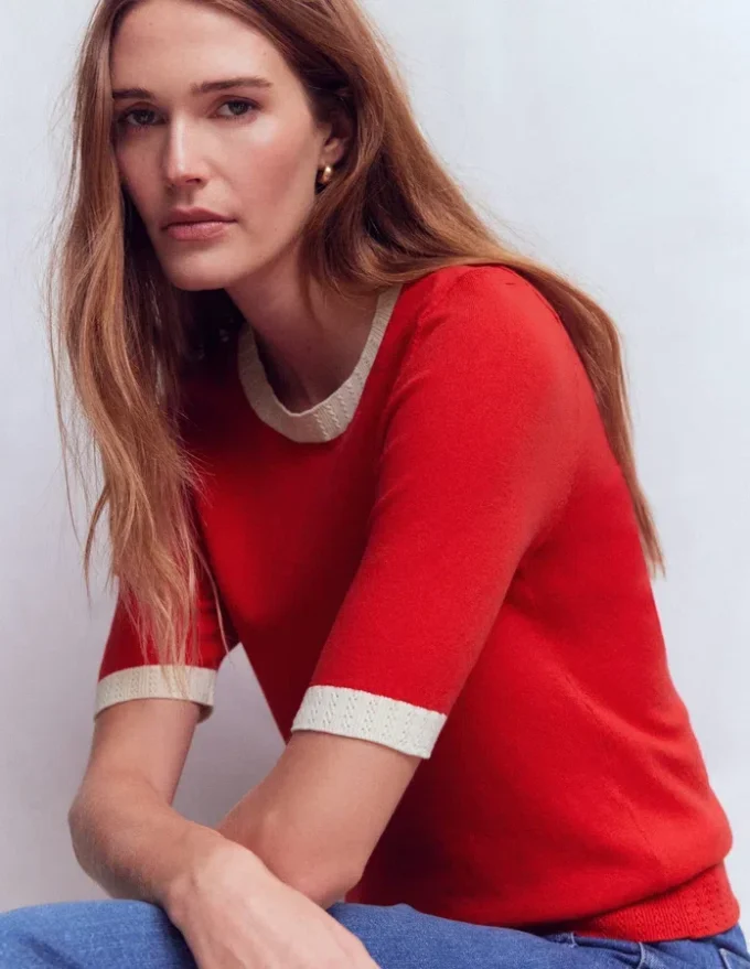 Emilia Cotton Crew T-shirt Merida Red, Ivory Emilia Cotton Crew T-shirt Merida Red, Ivory