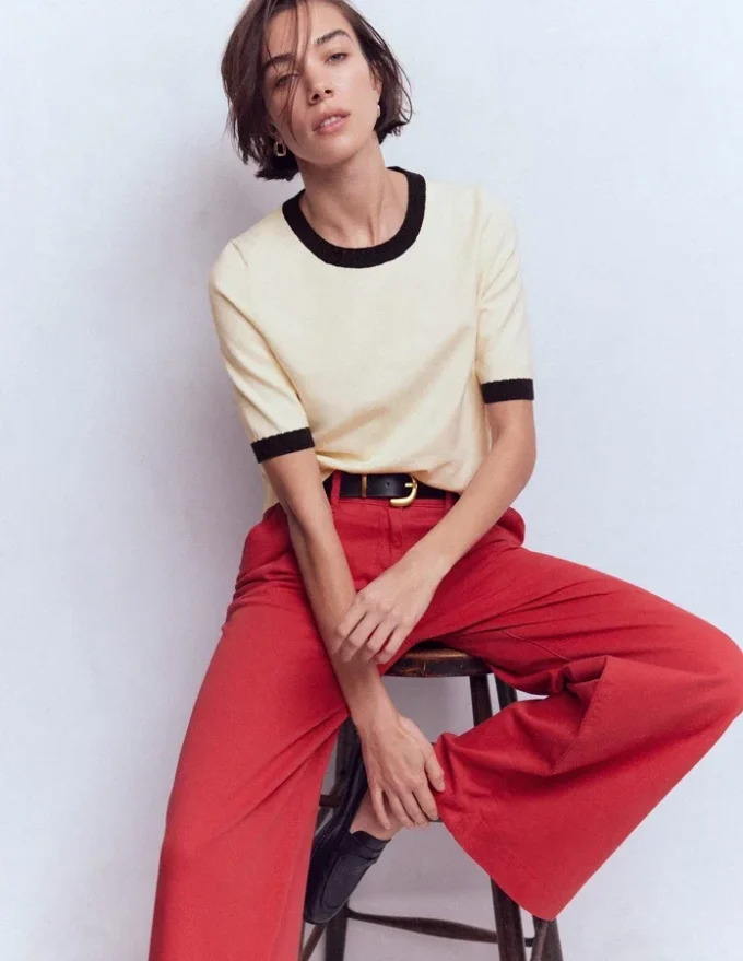 Emilia Cotton Crew T-shirt Warm Ivory, Navy Emilia Cotton Crew T-shirt Warm Ivory, Navy