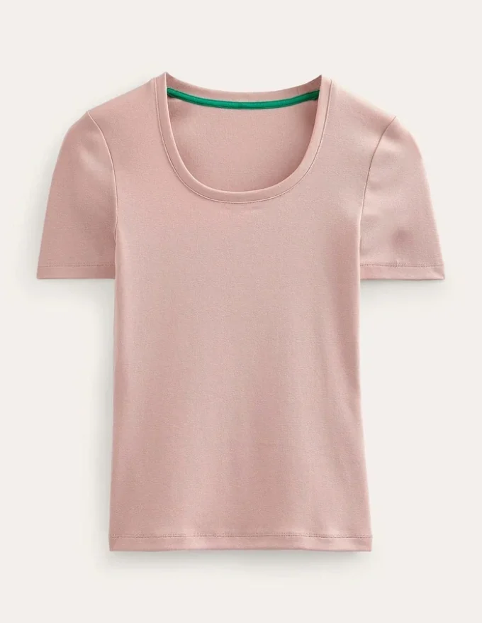 Essential Jersey T-Shirt Milkshake