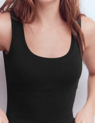 Essential Scoop-Neck Tank Black