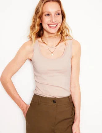 Essential Scoop-Neck Tank Milkshake