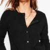 Eva Cashmere Crew Cardigan Black Eva Cashmere Crew Cardigan Black