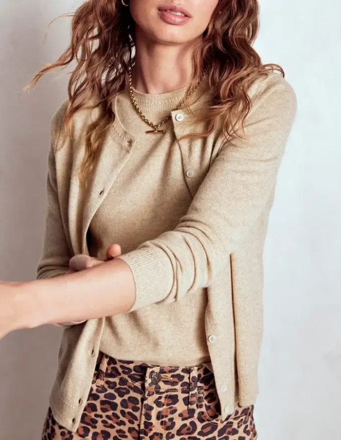 Eva Cashmere Crew Cardigan Chinchilla Melange Eva Cashmere Crew Cardigan Chinchilla Melange