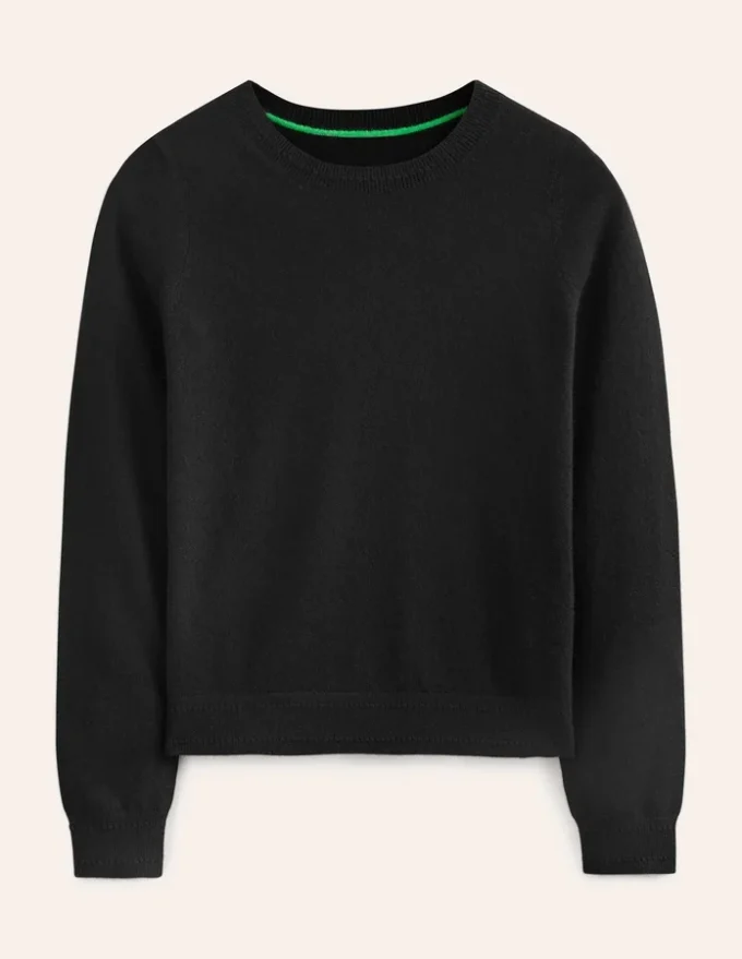 Eva Cashmere Crew Neck Sweater Black Eva Cashmere Crew Neck Sweater Black
