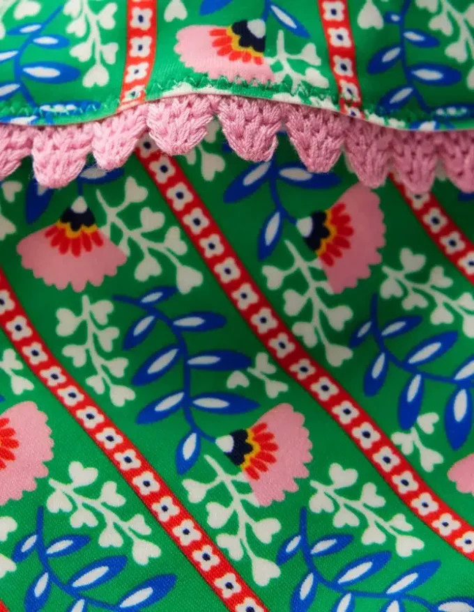 Frill V-neck Bikini Set Bright green Floral Vine Frill V-neck Bikini Set Bright green Floral Vine