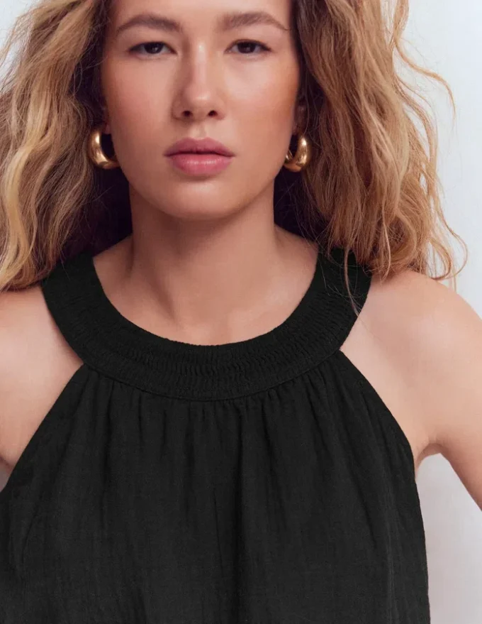 Halter-neck Double Cloth Top Black Halter-neck Double Cloth Top Black