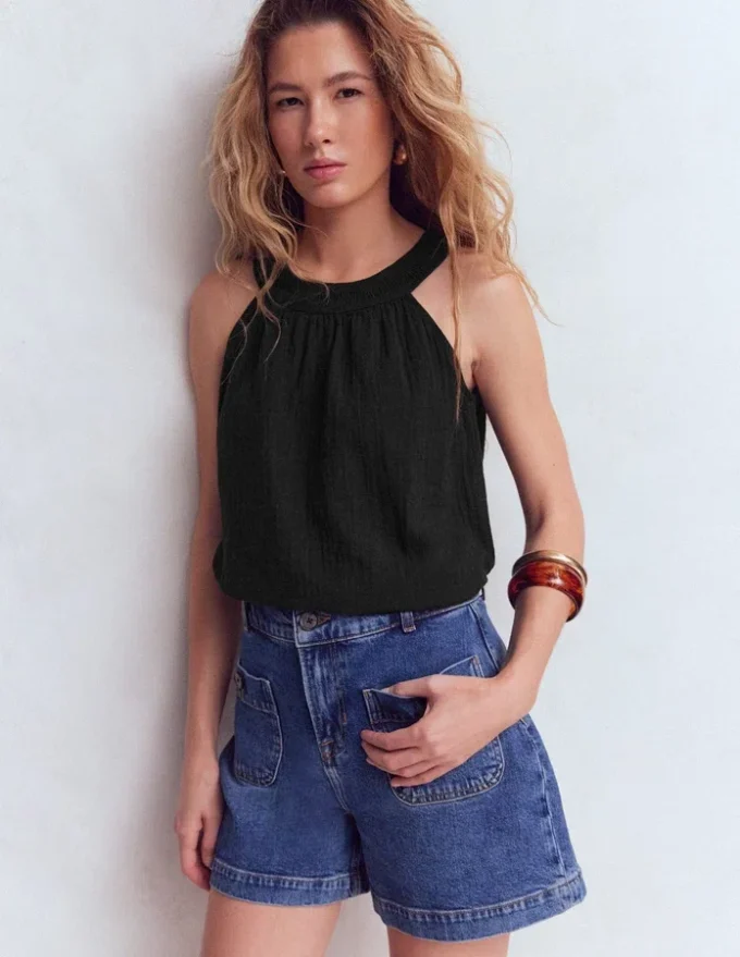 Halter-neck Double Cloth Top Black Halter-neck Double Cloth Top Black