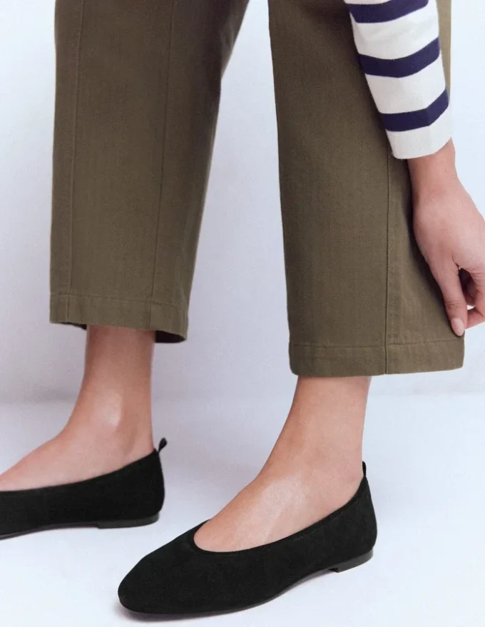 High Cut Ballet Flats Black High Cut Ballet Flats Black