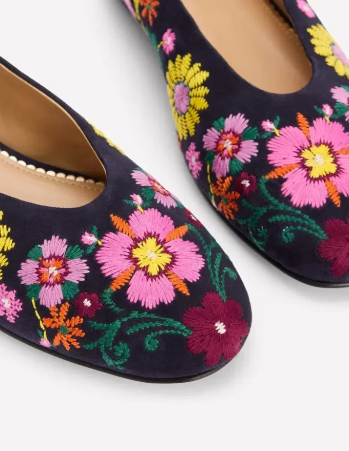 High Cut Ballet Flats Navy/Embroidery High Cut Ballet Flats Navy/Embroidery