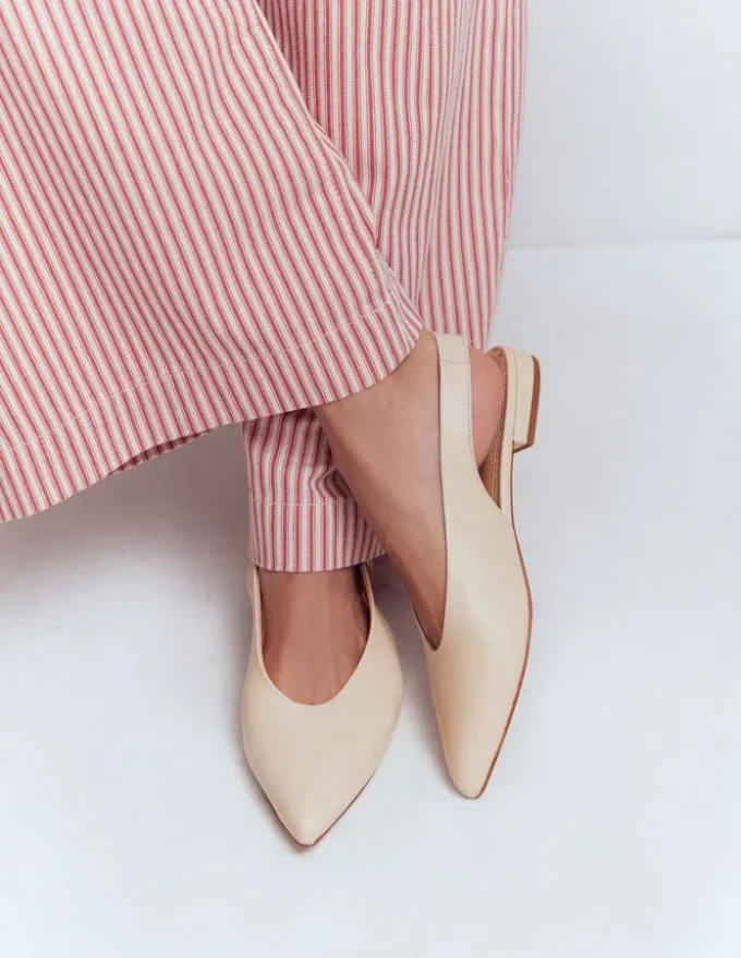 High Cut Flat Point Ecru