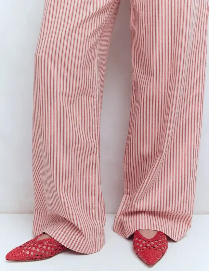 High Cut Flat Point Red Weave High Cut Flat Point Red Weave