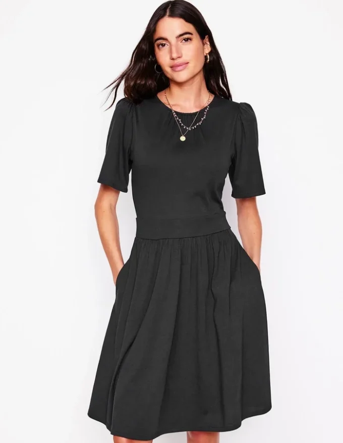 Louisa Short Jersey Dress Black Louisa Short Jersey Dress Black