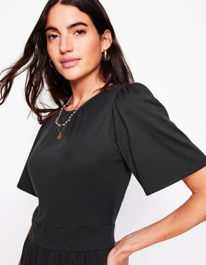 Louisa Short Jersey Dress Black Louisa Short Jersey Dress Black