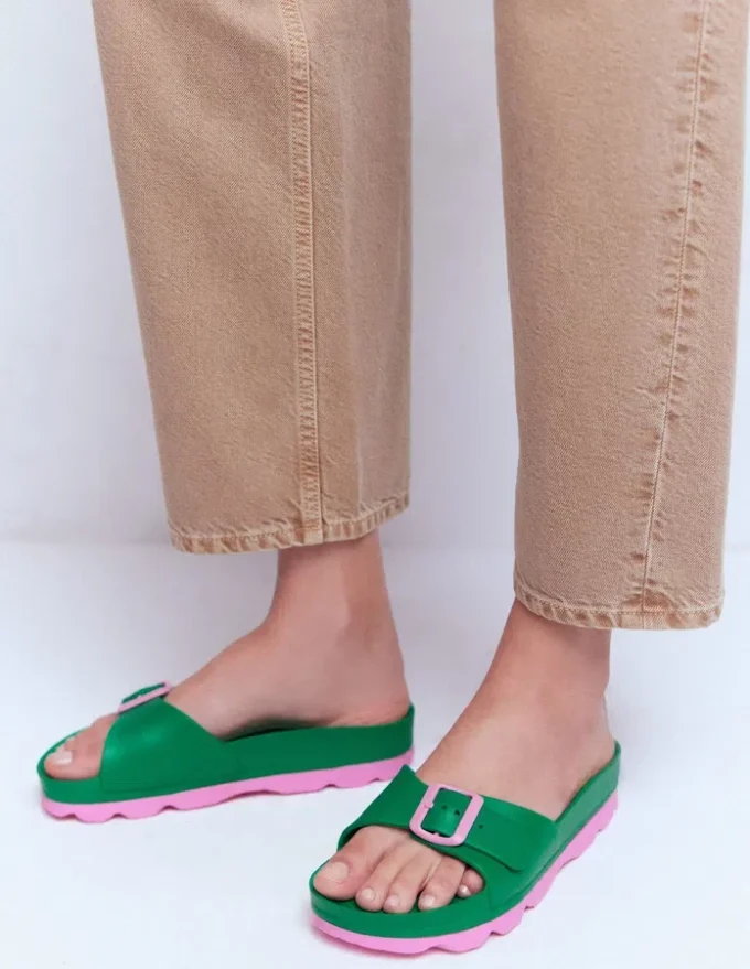 Lyla Single Buckle Sliders Green/Pink