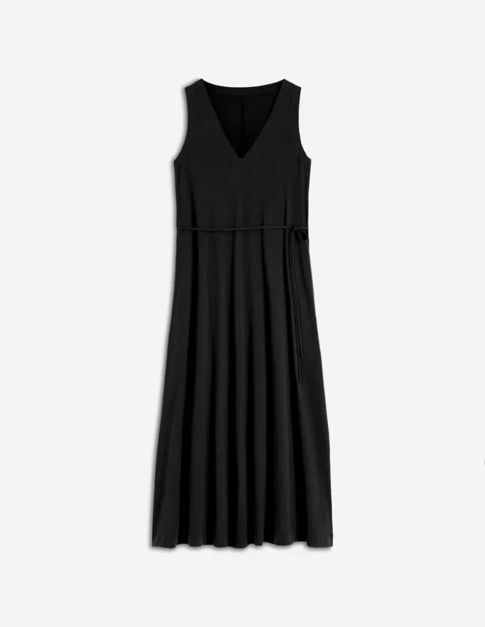 Mia V-neck Jersey Midi Dress Black Mia V-neck Jersey Midi Dress Black