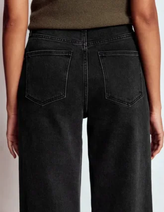 Mid Rise Straight Leg Jeans Washed Black