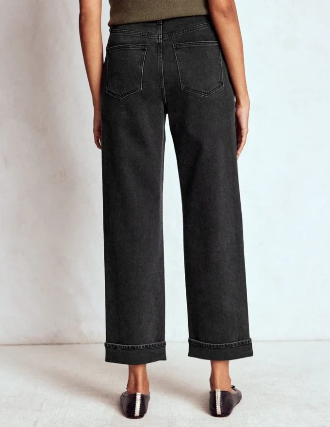 Mid Rise Straight Leg Jeans Washed Black Mid Rise Straight Leg Jeans Washed Black
