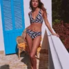 Mykonos Deep V Bikini Top Navy, Rhythmic wave