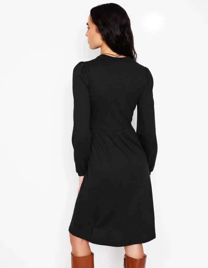 Naomi Relaxed Jersey Dress Black Naomi Relaxed Jersey Dress Black