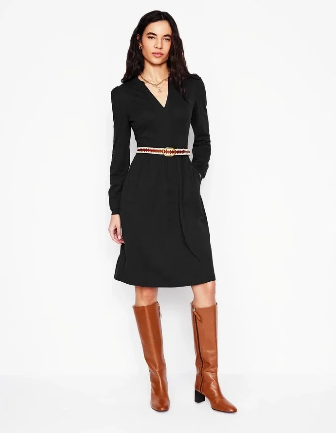 Naomi Relaxed Jersey Dress Black Naomi Relaxed Jersey Dress Black