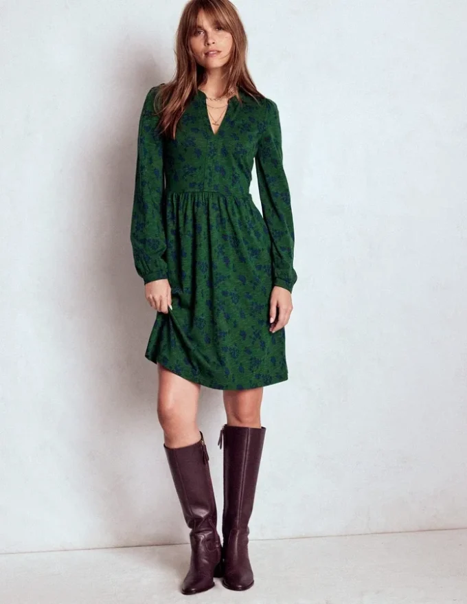 Naomi Relaxed Jersey Dress Dark Green, Dainty Meadow Naomi Relaxed Jersey Dress Dark Green, Dainty Meadow