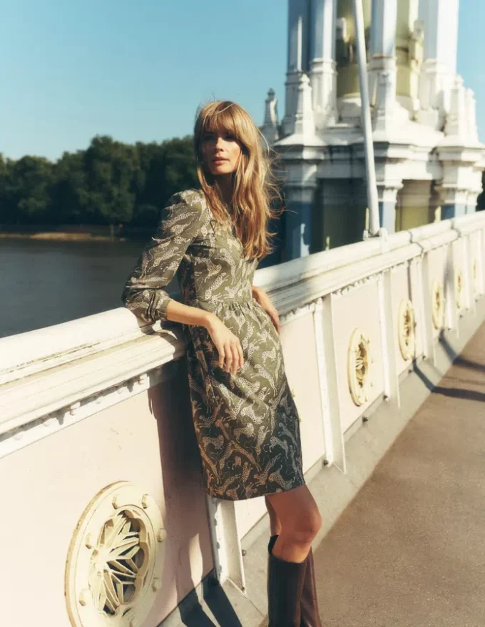 Naomi Relaxed Jersey Dress Woodland Green, Leopard