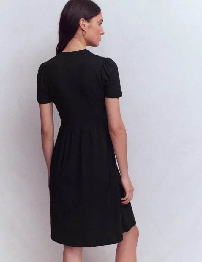 Naomi Short Jersey Dress Black Naomi Short Jersey Dress Black