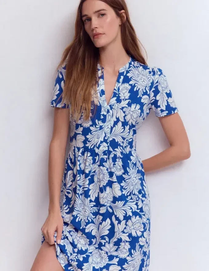 Naomi Short Jersey Dress Blue, Botanical Flourish Mono Naomi Short Jersey Dress Blue, Botanical Flourish Mono