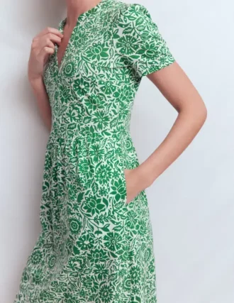 Naomi Short Jersey Dress Fresh Green, Meadow Scatter