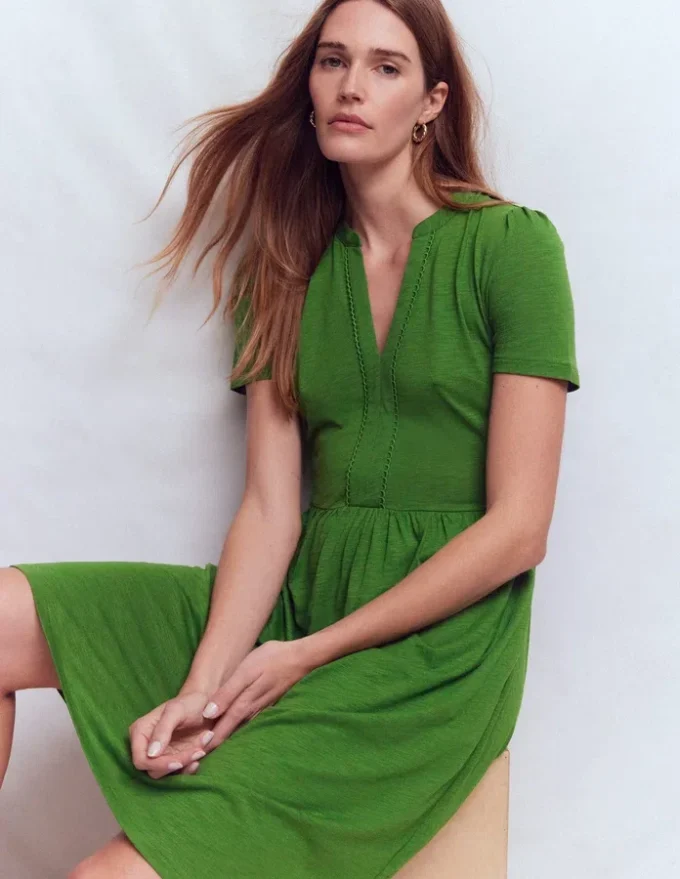 Naomi Short Jersey Dress Promenade Green Naomi Short Jersey Dress Promenade Green