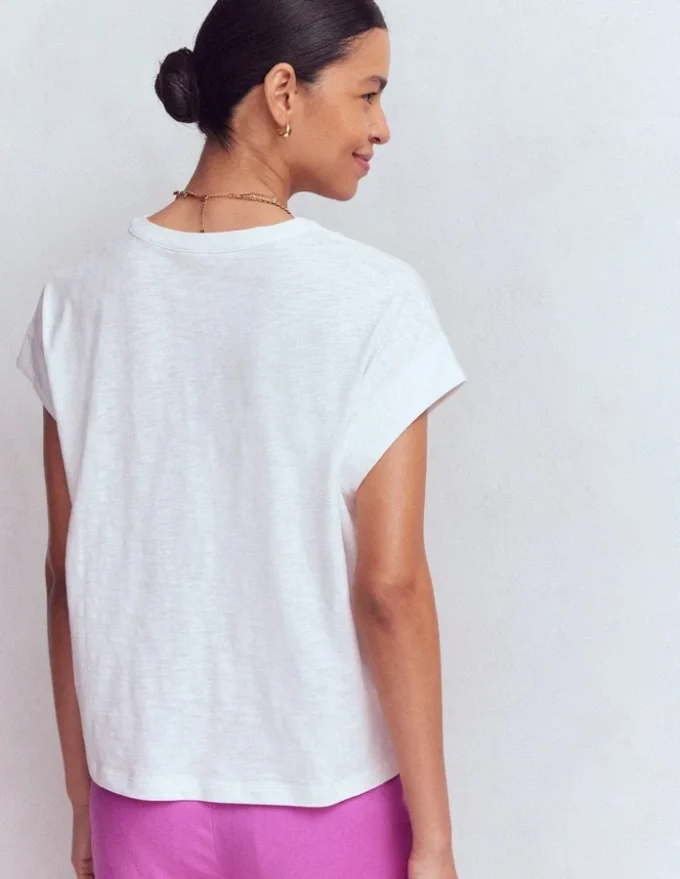 Nina Embroidered Notch T-shirt White – Multi Embroidery Nina Embroidered Notch T-shirt White – Multi Embroidery